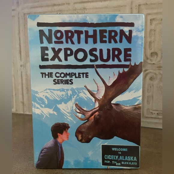 ⭐️ NEW and SEALED⭐️ Northern Exposure Complete Series DVD Set - Picture 1 of 8